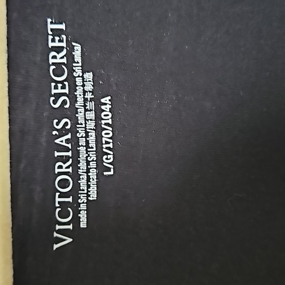 Victoria's Secret black lounge T-shirt size L - Picture 7 of 7
